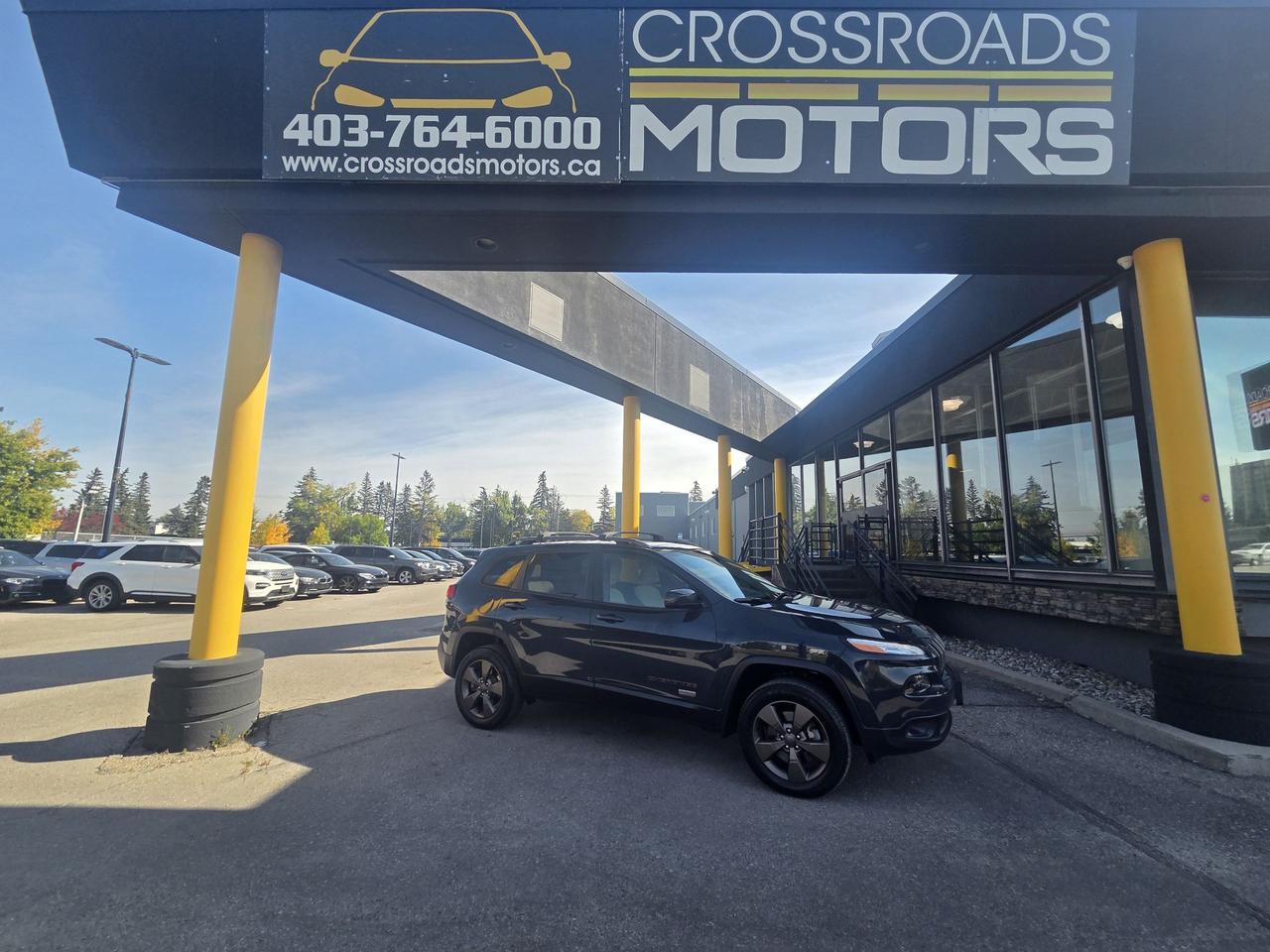 2017 Jeep Cherokee 4WD-75th Anniversary*Ltd Avail*LOW KM-NO ACCIDENT - Photo #1