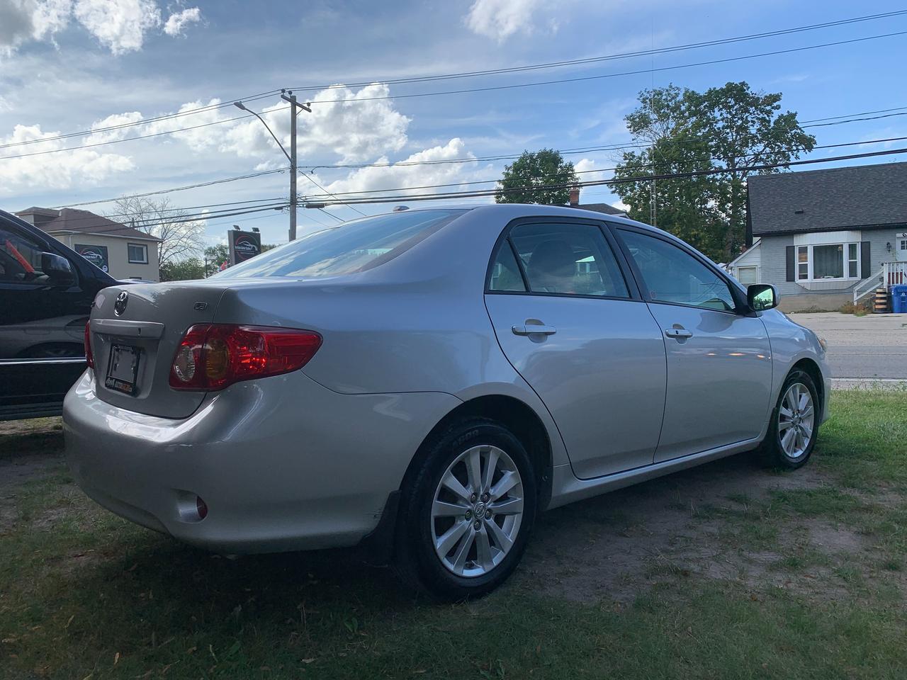 2009 Toyota Corolla DEALER SERVICED CERTIFIED LOADED LOW KMS Photo