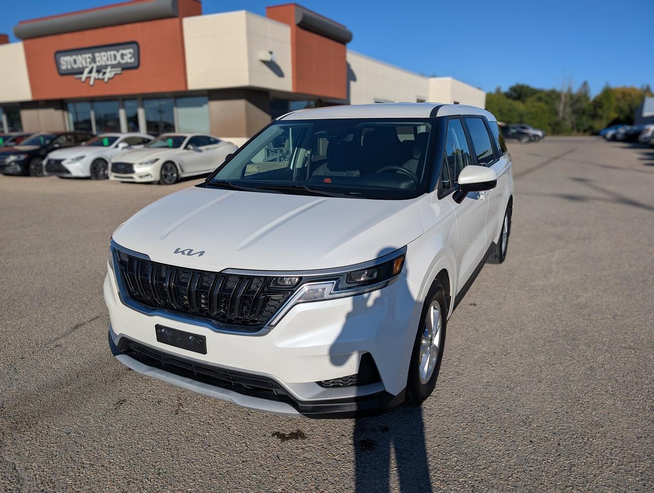 2022 Kia Carnival LX | Back Up Camera | Bluetooth - Photo #1