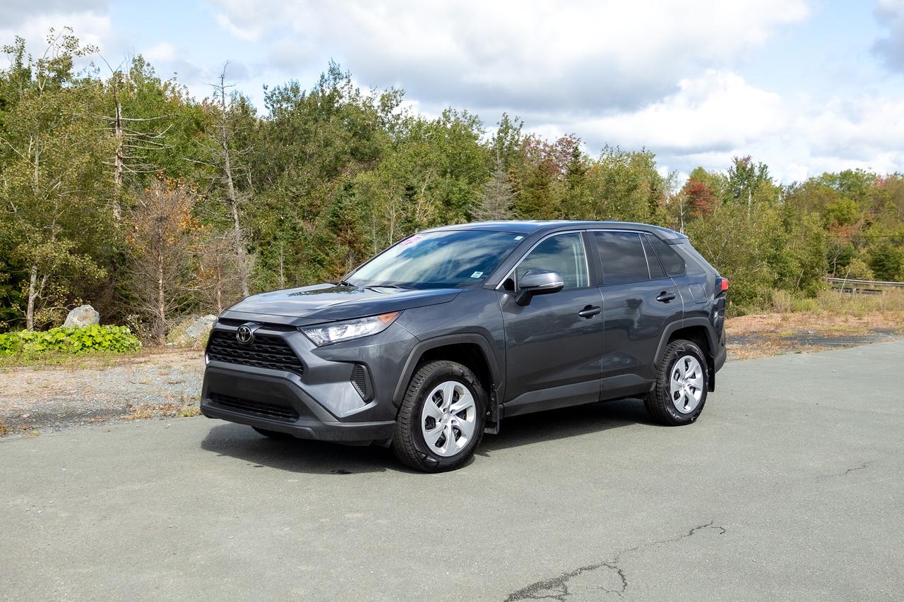 2025 Toyota RAV4 LE AWD