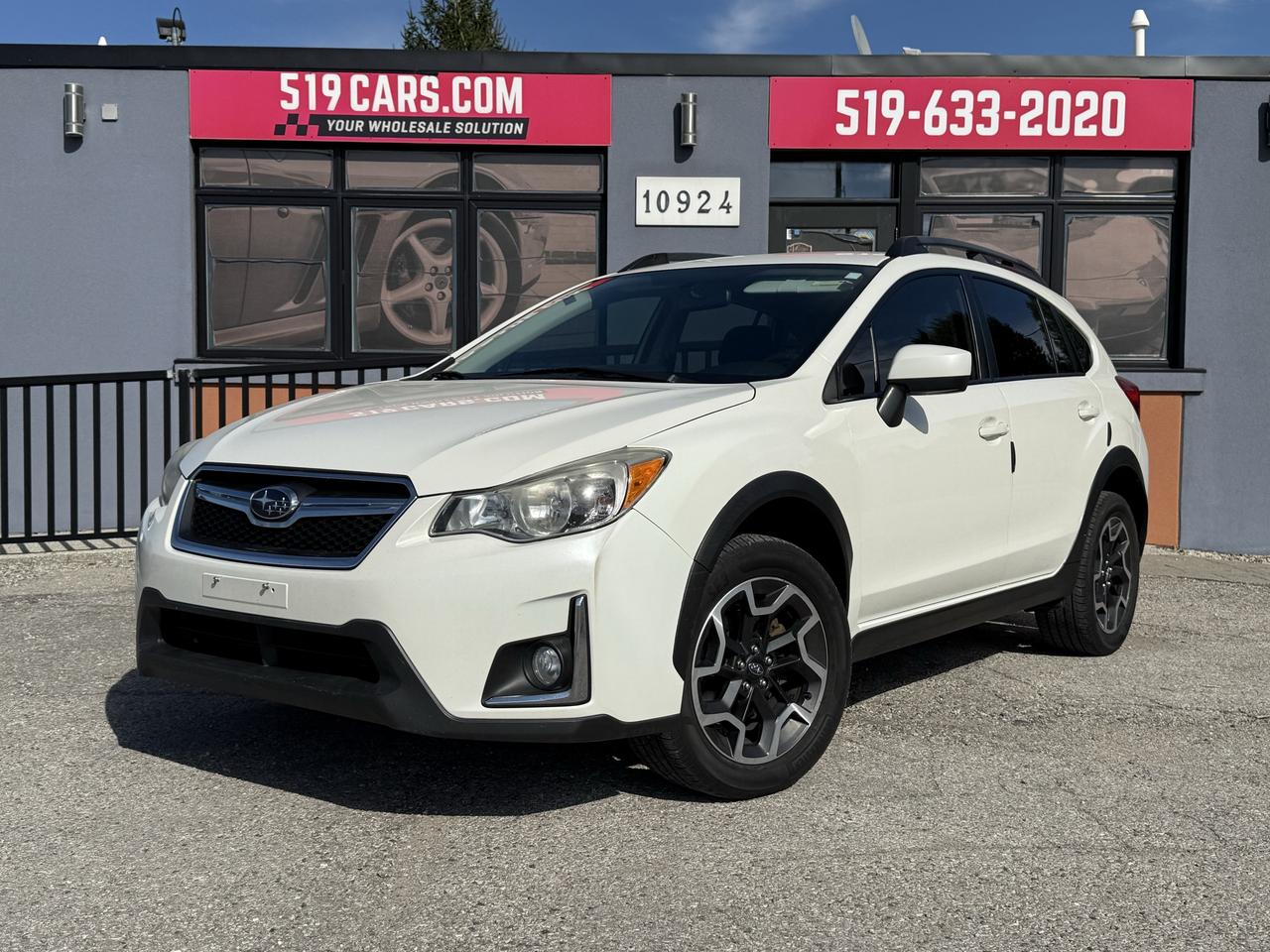 2016 Subaru Crosstrek 2.0i w/Touring Pkg | Backup Camera | Heated Seats | Bluetooth - Photo #1