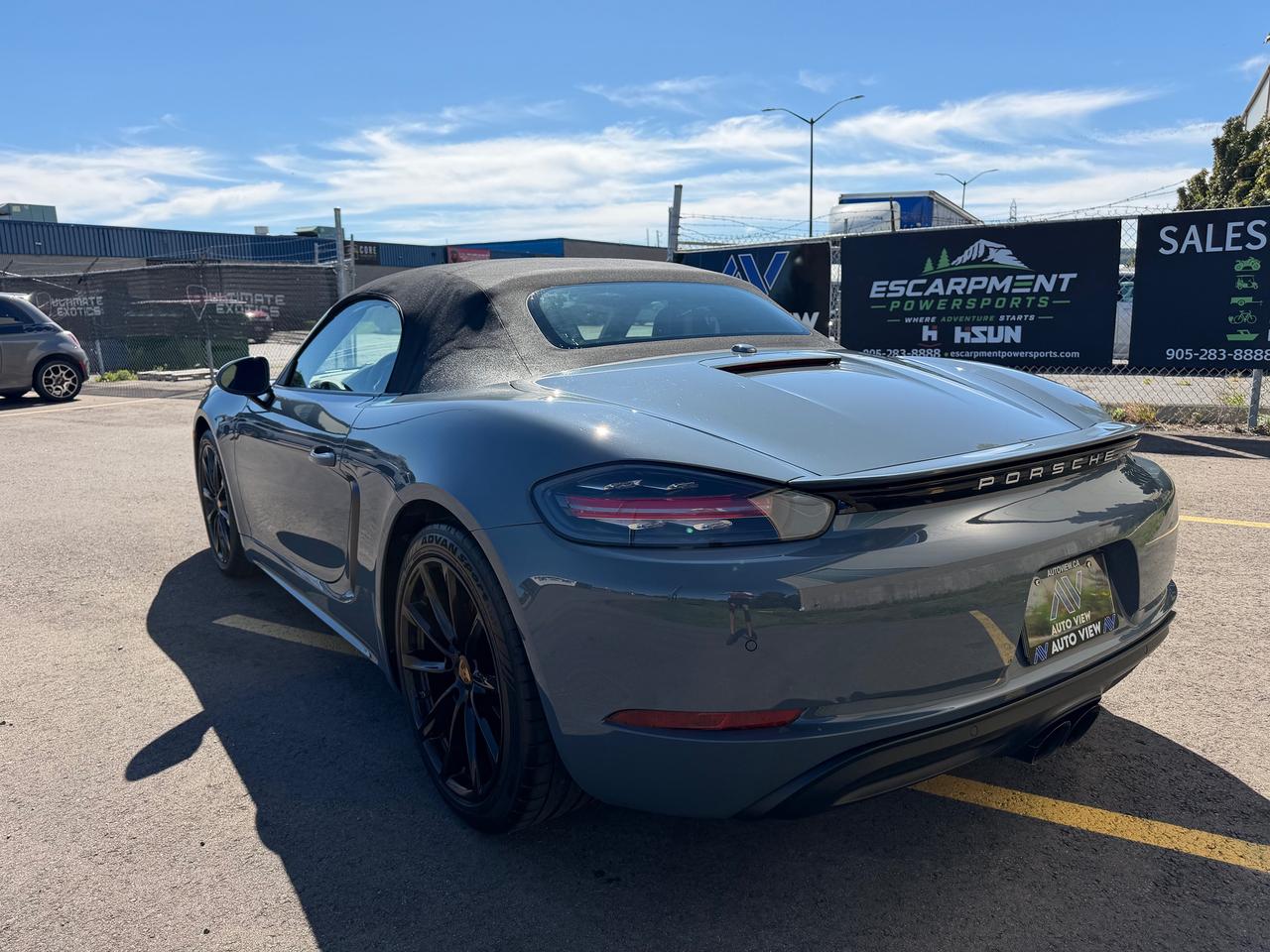 2018 Porsche 718 Boxster Convertible *GREAT YEAR ROUND SPORTS CAR* Photo