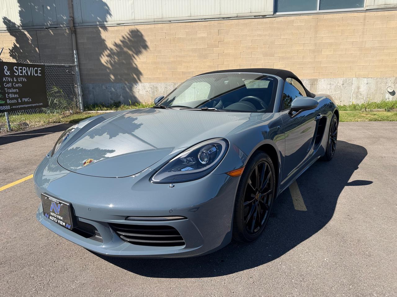 2018 Porsche 718 Boxster Convertible *GREAT YEAR ROUND SPORTS CAR* Photo