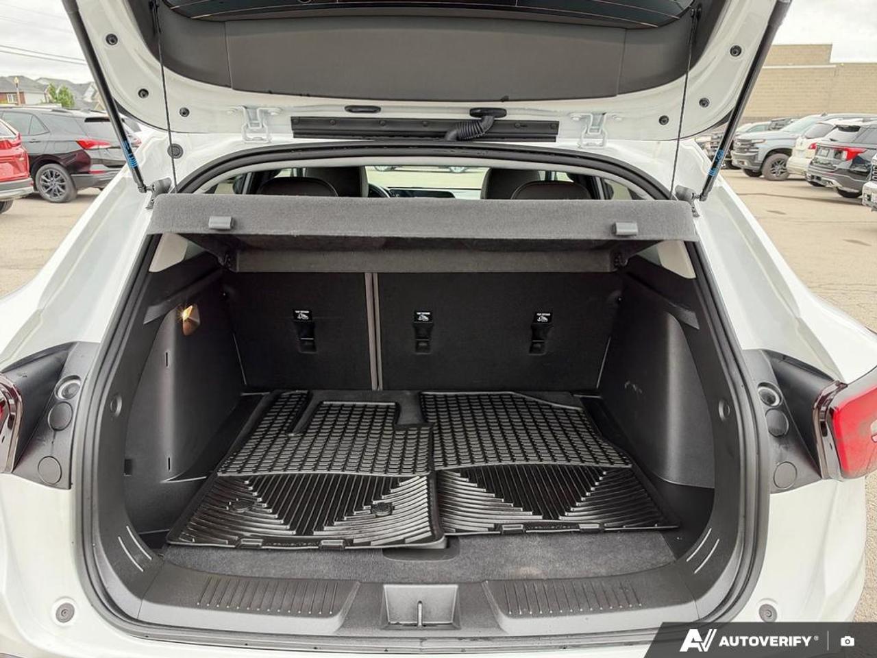 2025 Chevrolet Trax ACTIV HEATED SEATS | HEATED STEERING WHEEL | REAR PARK A Photo