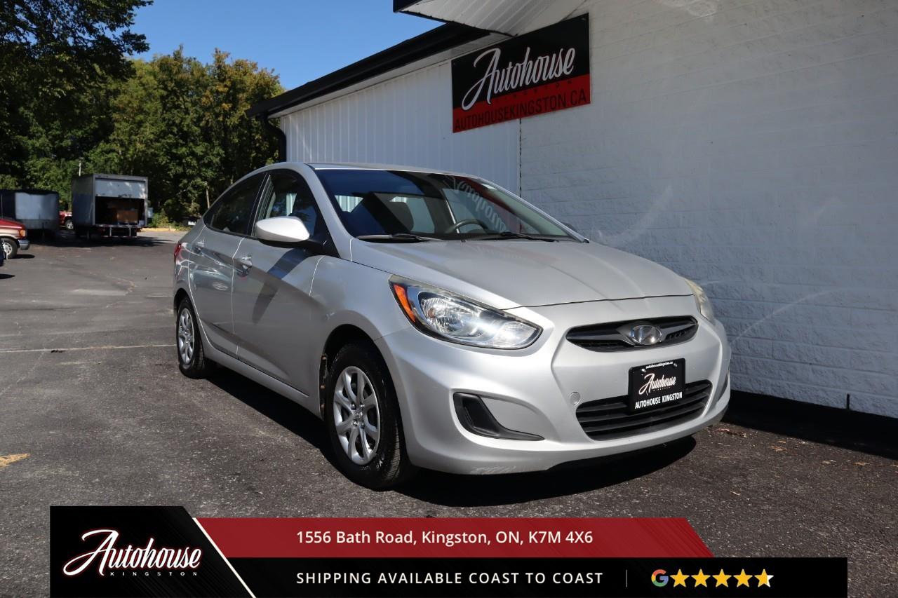 2013 Hyundai Accent GL ONLY 158,500 KM! Photo