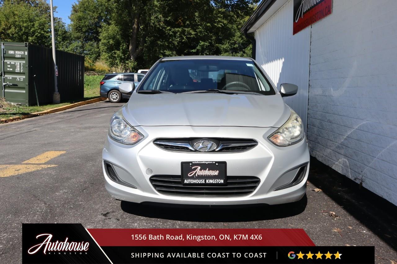 2013 Hyundai Accent GL ONLY 158,500 KM! Photo1