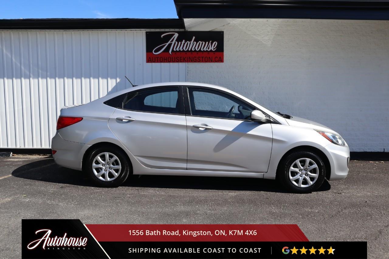 2013 Hyundai Accent GL ONLY 158,500 KM! Photo