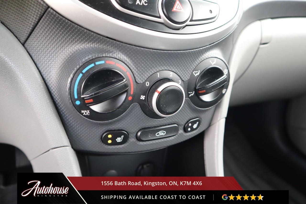 2013 Hyundai Accent GL ONLY 158,500 KM! Photo