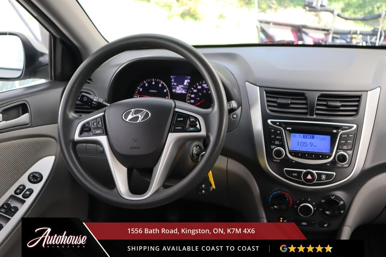 2013 Hyundai Accent GL ONLY 158,500 KM! Photo