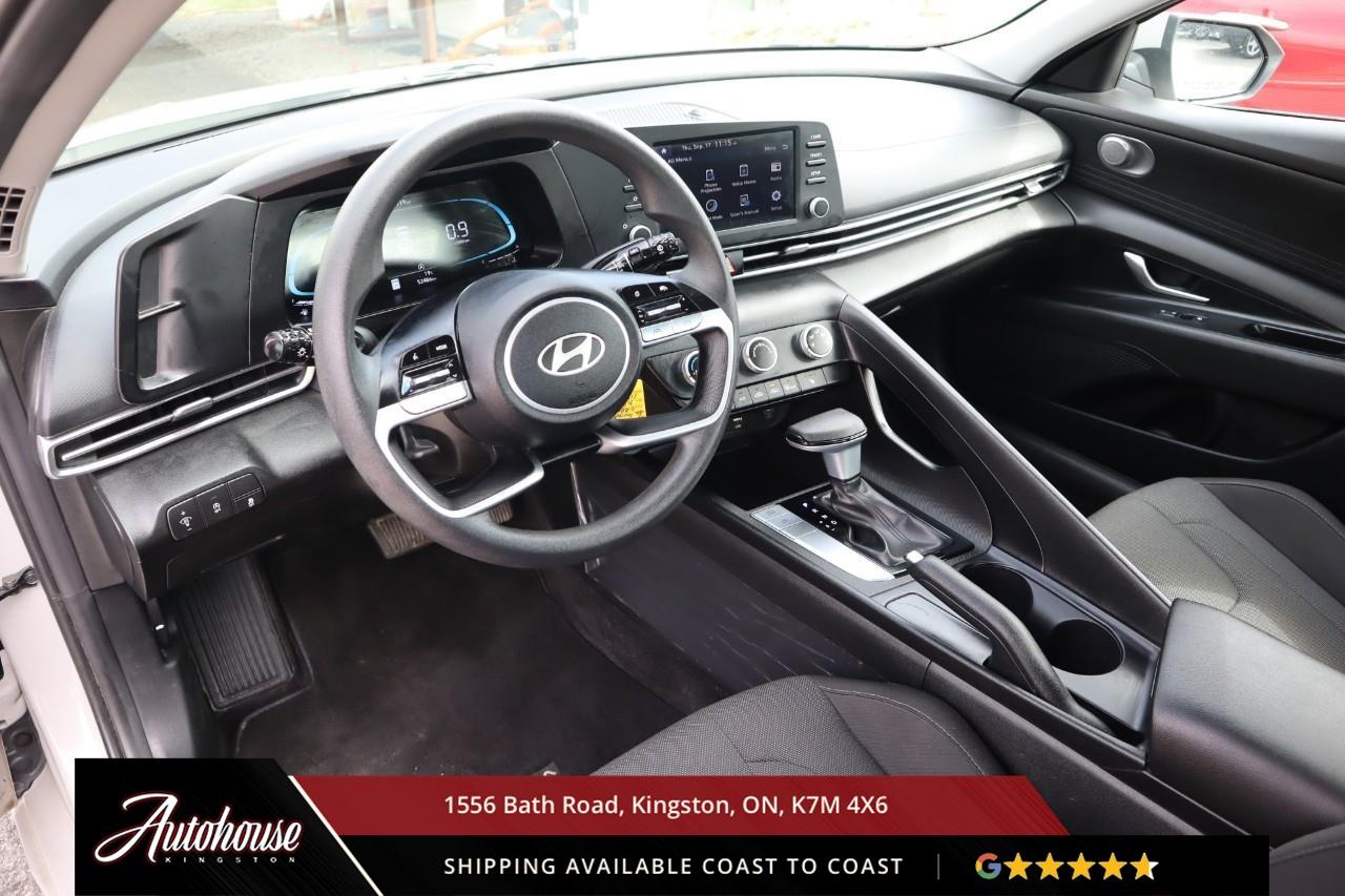 2025 Hyundai Elantra ESSENTIAL HYUNDAI WARRANTY - CLEAN CARFAX Photo