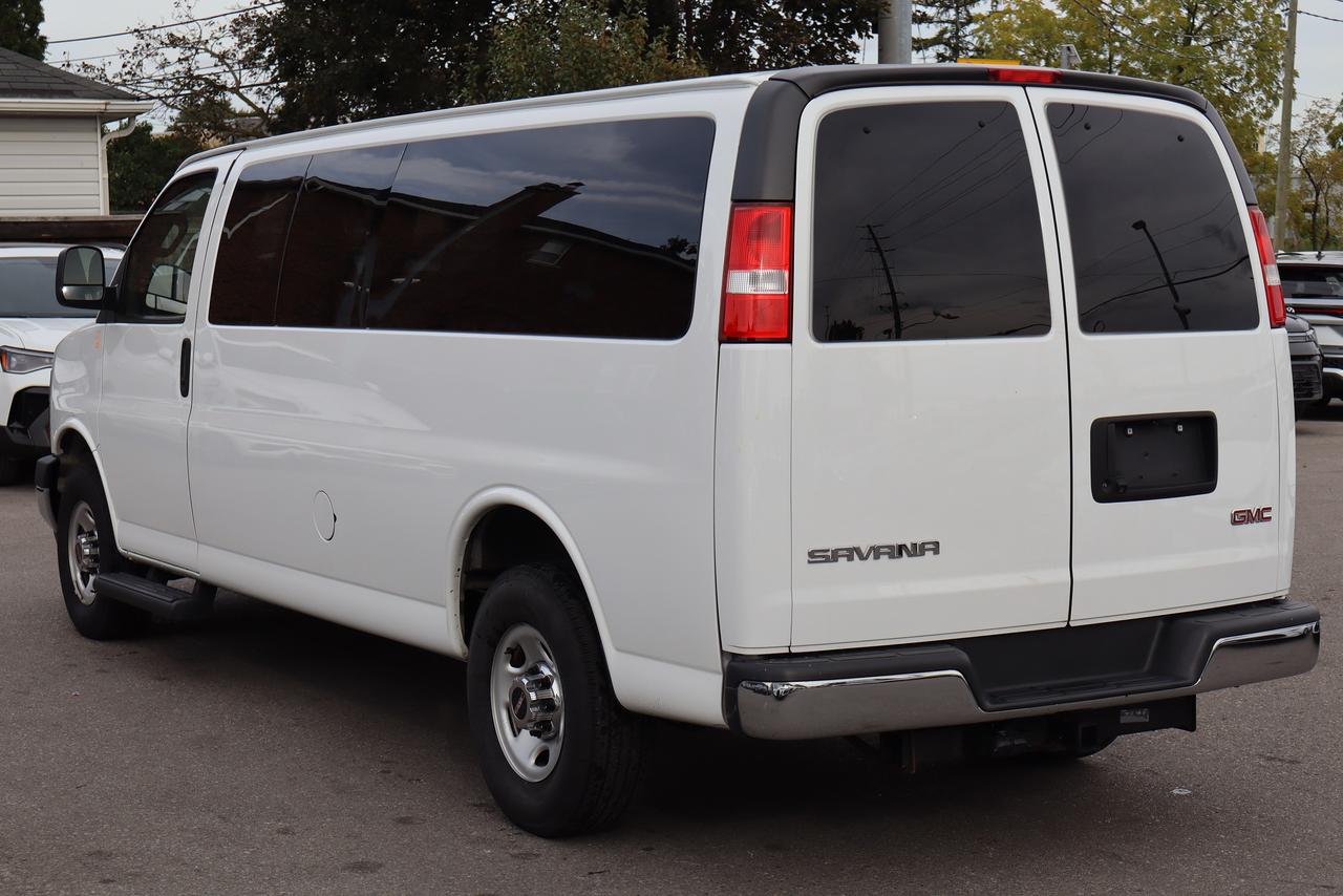 2022 GMC Savana RWD 3500 155" LT Photo