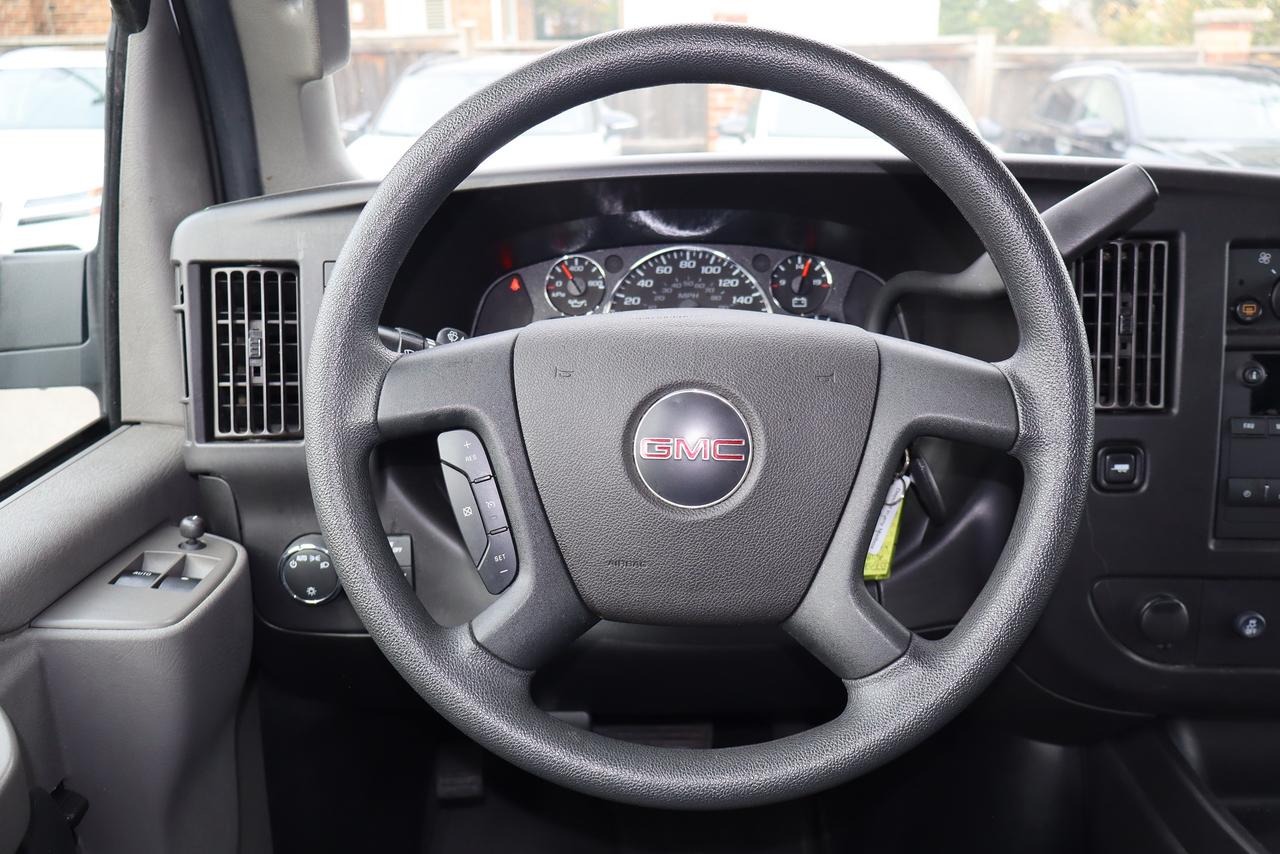 2022 GMC Savana RWD 3500 155" LT Photo