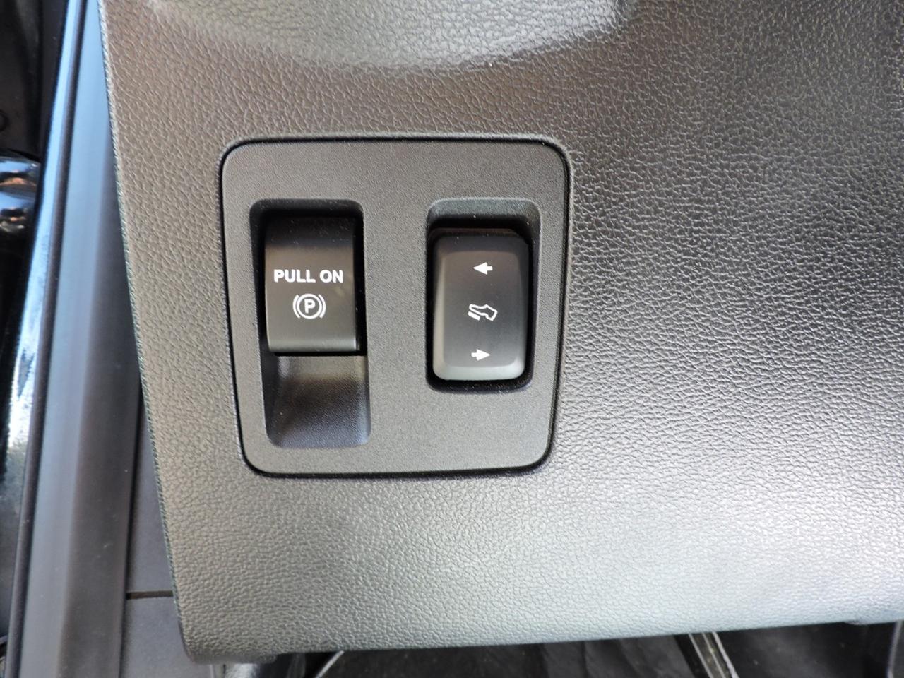 2018 Ford F-150 LARIAT/FX4 3.5L 4X4 Loaded New Brakes 220000KM Photo