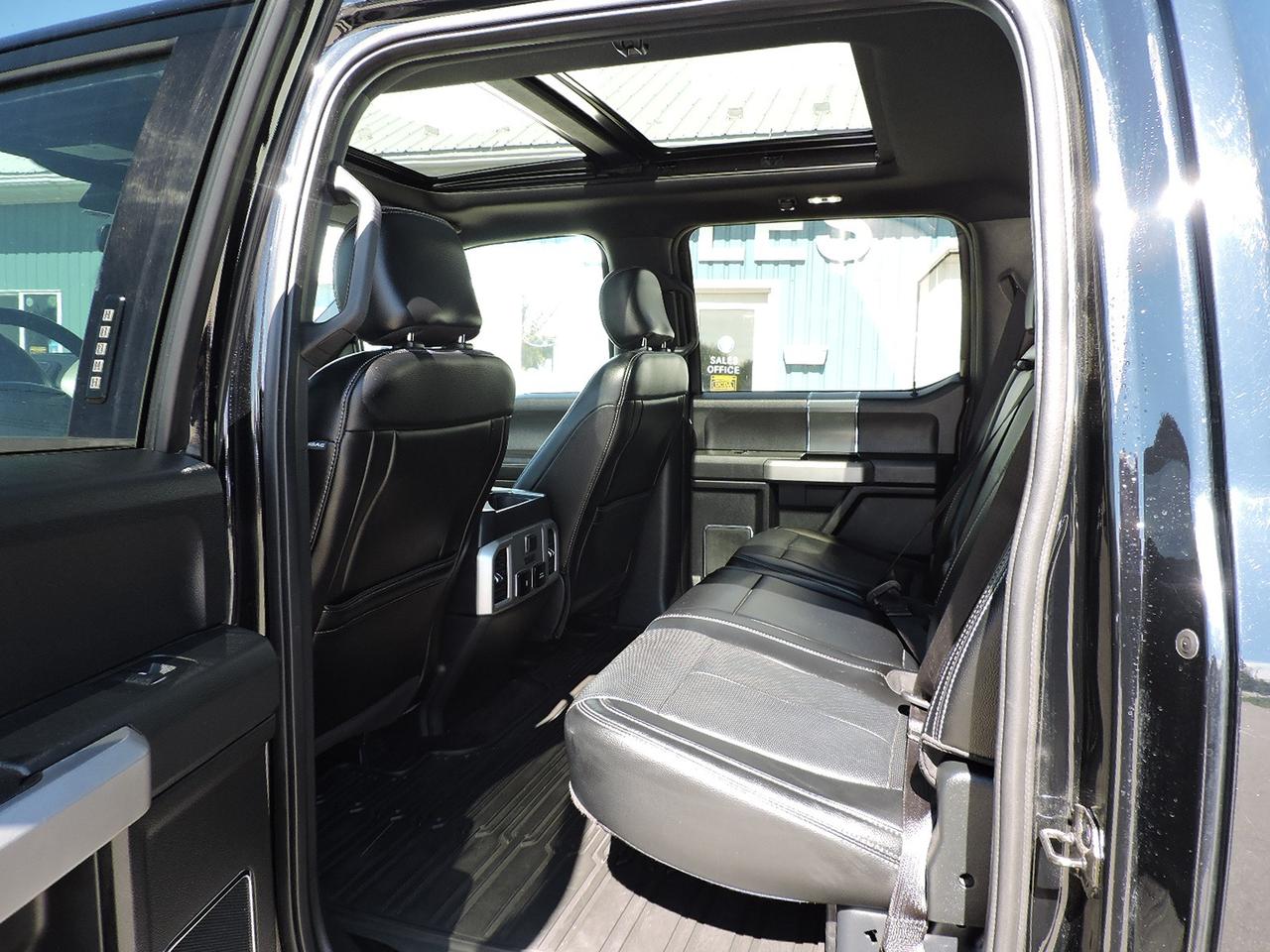 2018 Ford F-150 LARIAT/FX4 3.5L 4X4 Loaded New Brakes 220000KM Photo