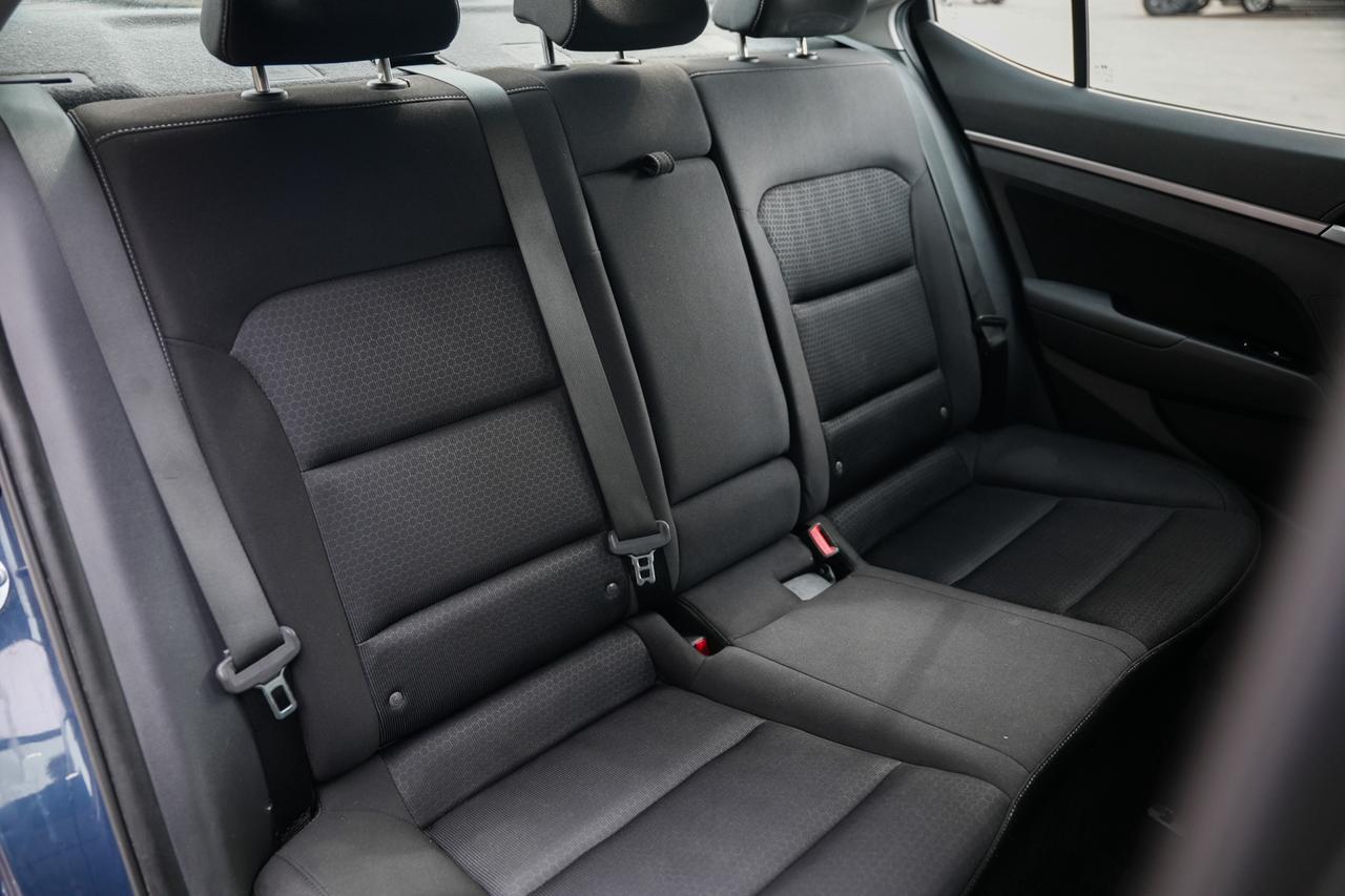 2017 Hyundai Elantra Limited Photo
