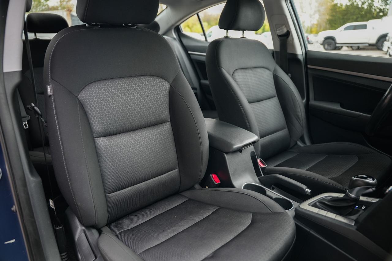 2017 Hyundai Elantra Limited Photo
