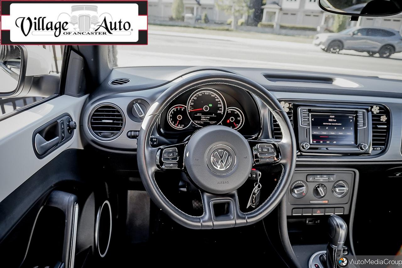 2016 Volkswagen Beetle 2dr Conv Denim Edition - Photo #16