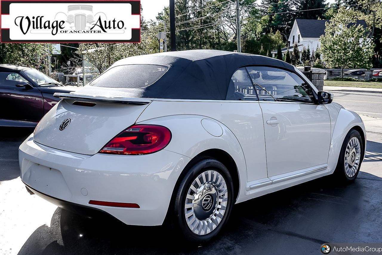 2016 Volkswagen Beetle 2dr Conv Denim Edition - Photo #9