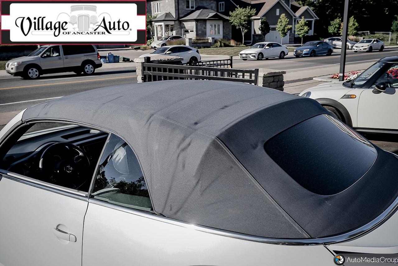 2016 Volkswagen Beetle 2dr Conv Denim Edition - Photo #12