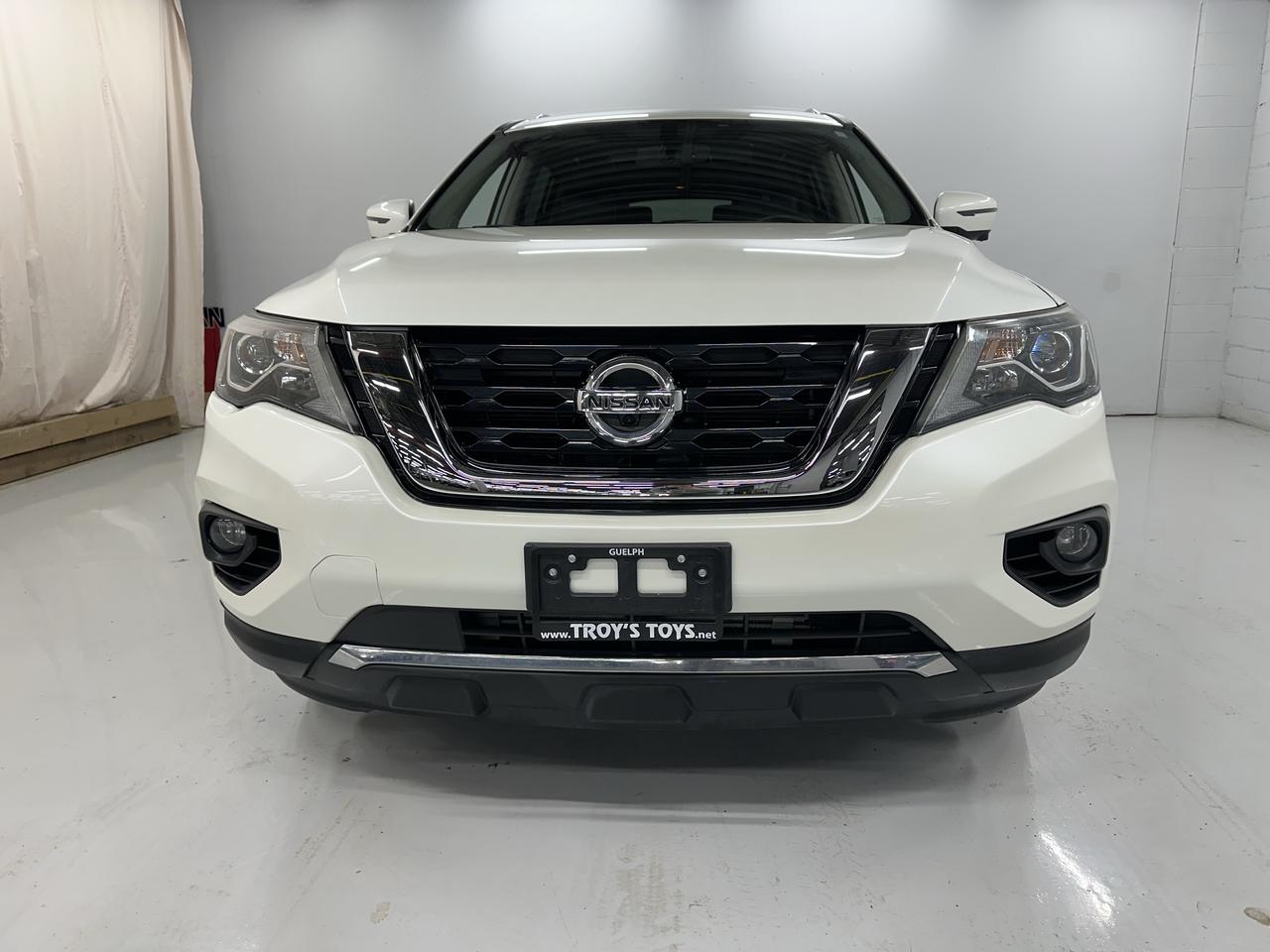 2019 Nissan Pathfinder Platinum Photo21
