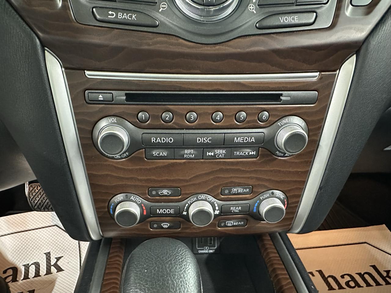 2019 Nissan Pathfinder Platinum Photo28