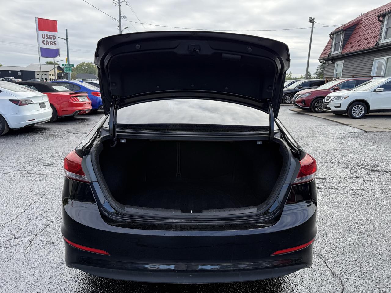 2018 Hyundai Elantra GLS Leather Loaded Photo