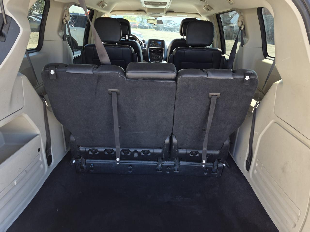 2017 Dodge Grand Caravan Crew Plus Photo