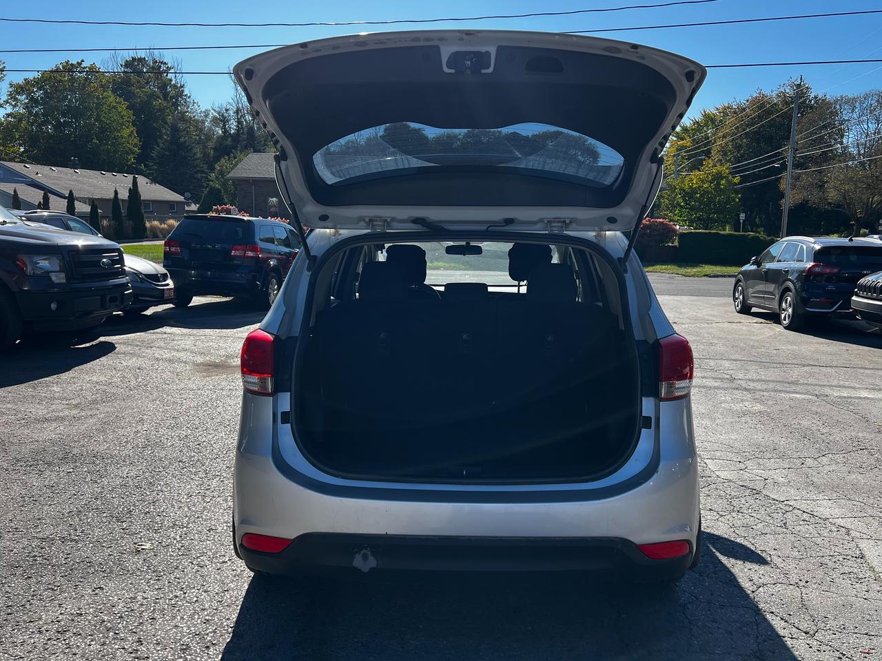2016 Kia Rondo 4DR WGN AUTO LX Photo