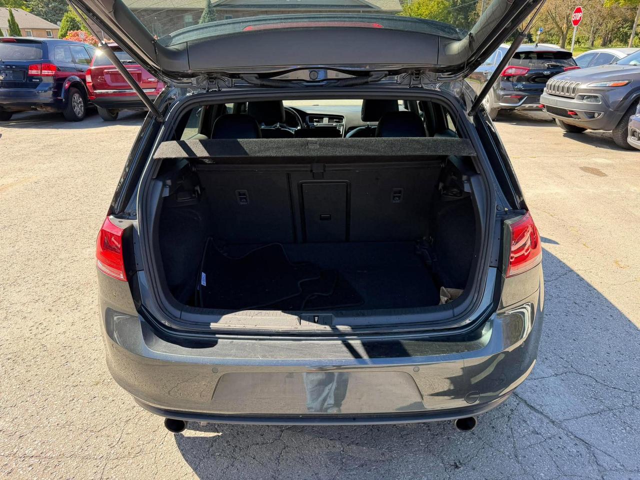 2016 Volkswagen Golf 5dr HB DSG Autobahn Photo