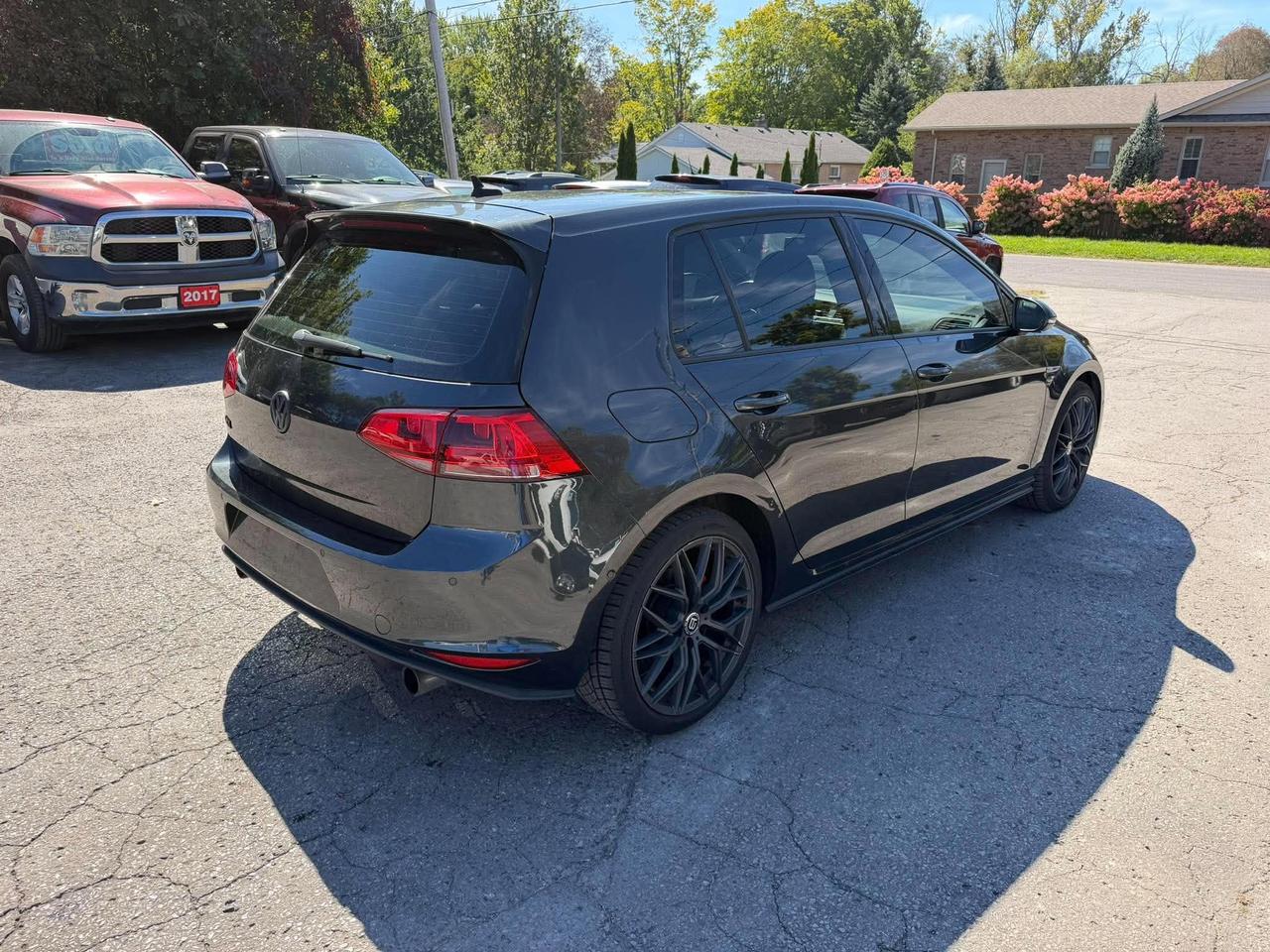 2016 Volkswagen Golf 5dr HB DSG Autobahn Photo