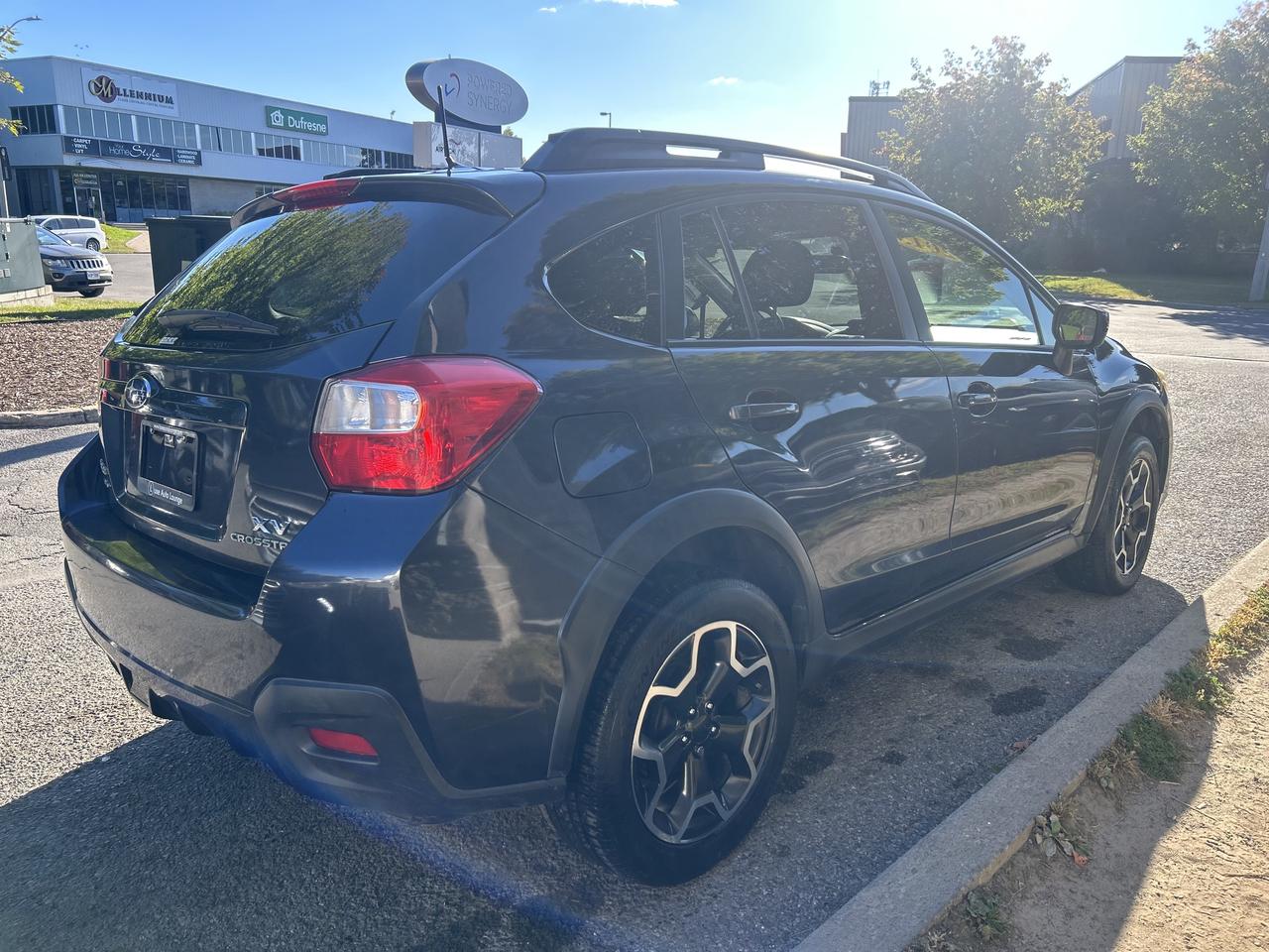 2015 Subaru XV Crosstrek AS-IS - AWD, HEATED SEATS, B/U CAMERA & MORE!! - Photo #6