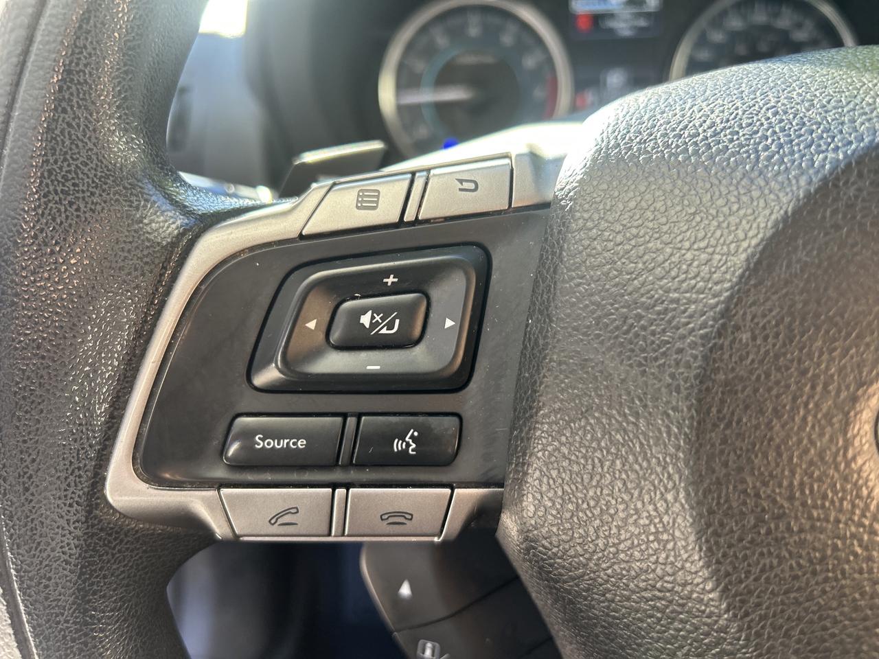 2015 Subaru XV Crosstrek AS-IS - AWD, HEATED SEATS, B/U CAMERA & MORE!! Photo