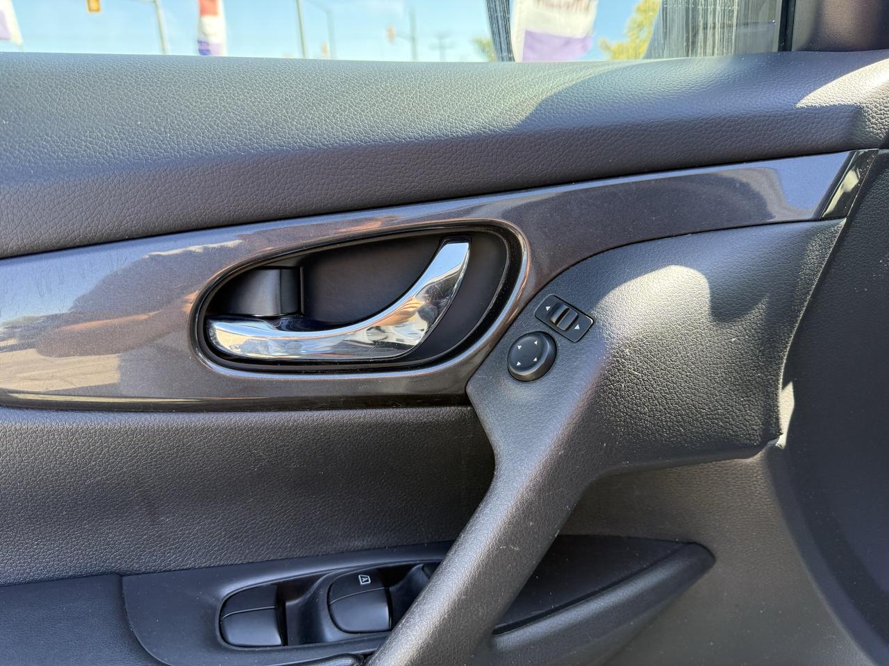 2020 Nissan Rogue AWD S Photo