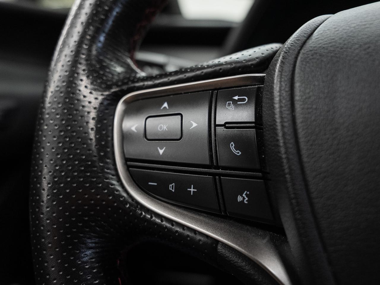 2020 Lexus UX 250 HYBRID  F-SPORT AWD | Sunroof | BSM | CarPlay Photo