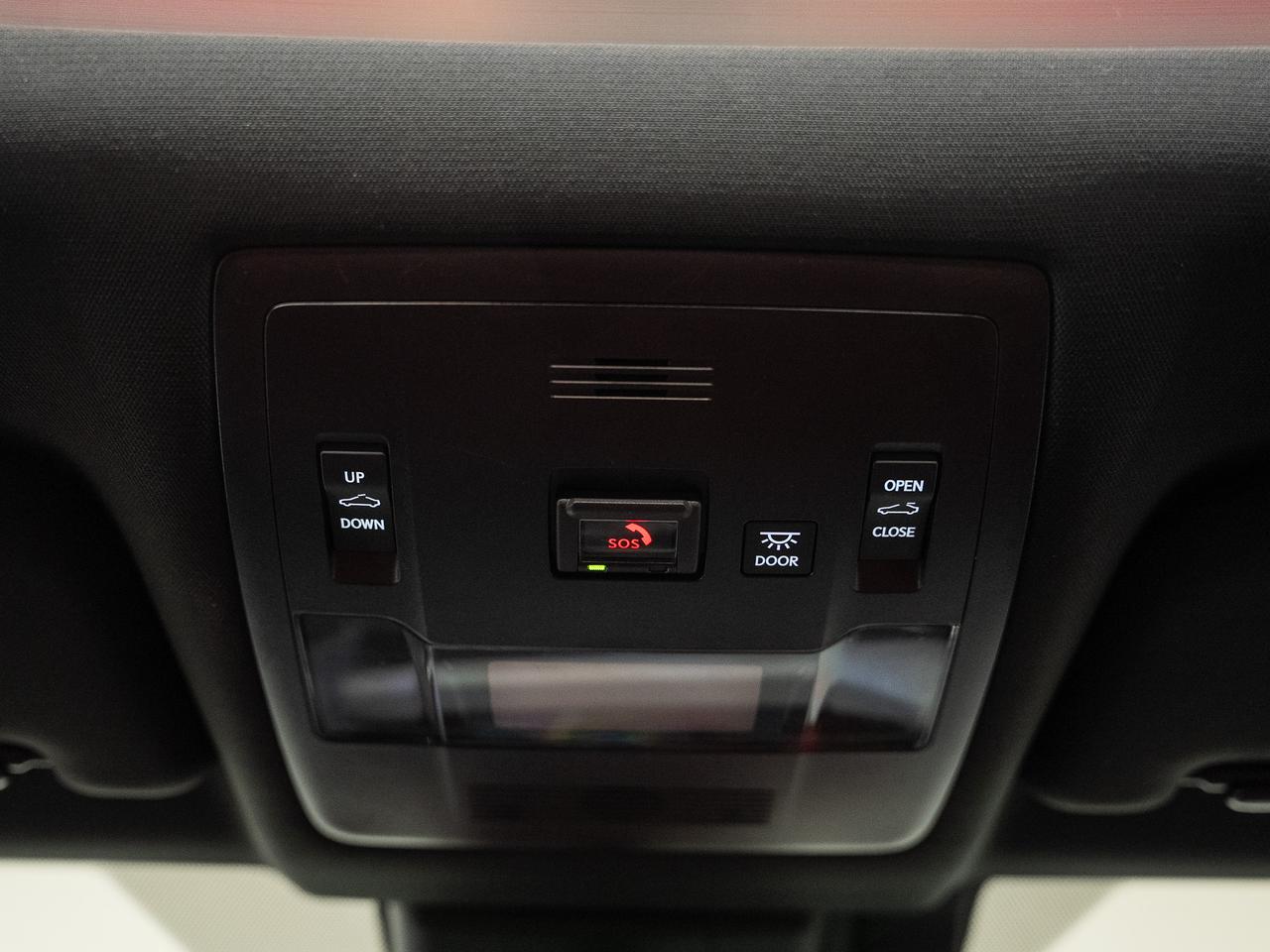 2020 Lexus UX 250 HYBRID  F-SPORT AWD | Sunroof | BSM | CarPlay Photo