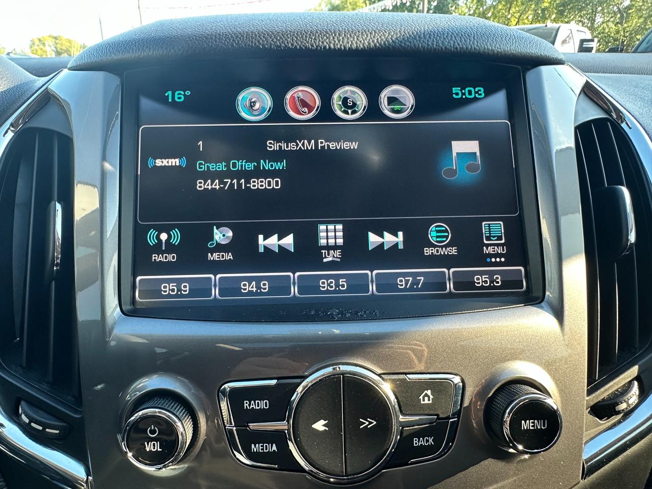 2018 Chevrolet Cruze LT Heated Cloth Sunroof BOSE XM BackupCam RemStart Photo