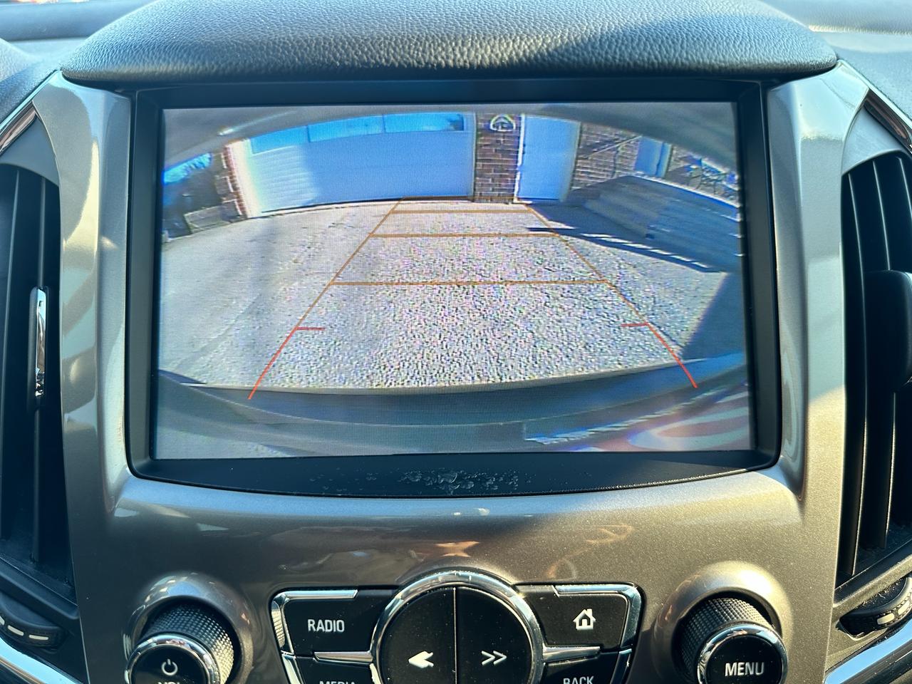 2018 Chevrolet Cruze LT Heated Cloth Sunroof BOSE XM BackupCam RemStart Photo