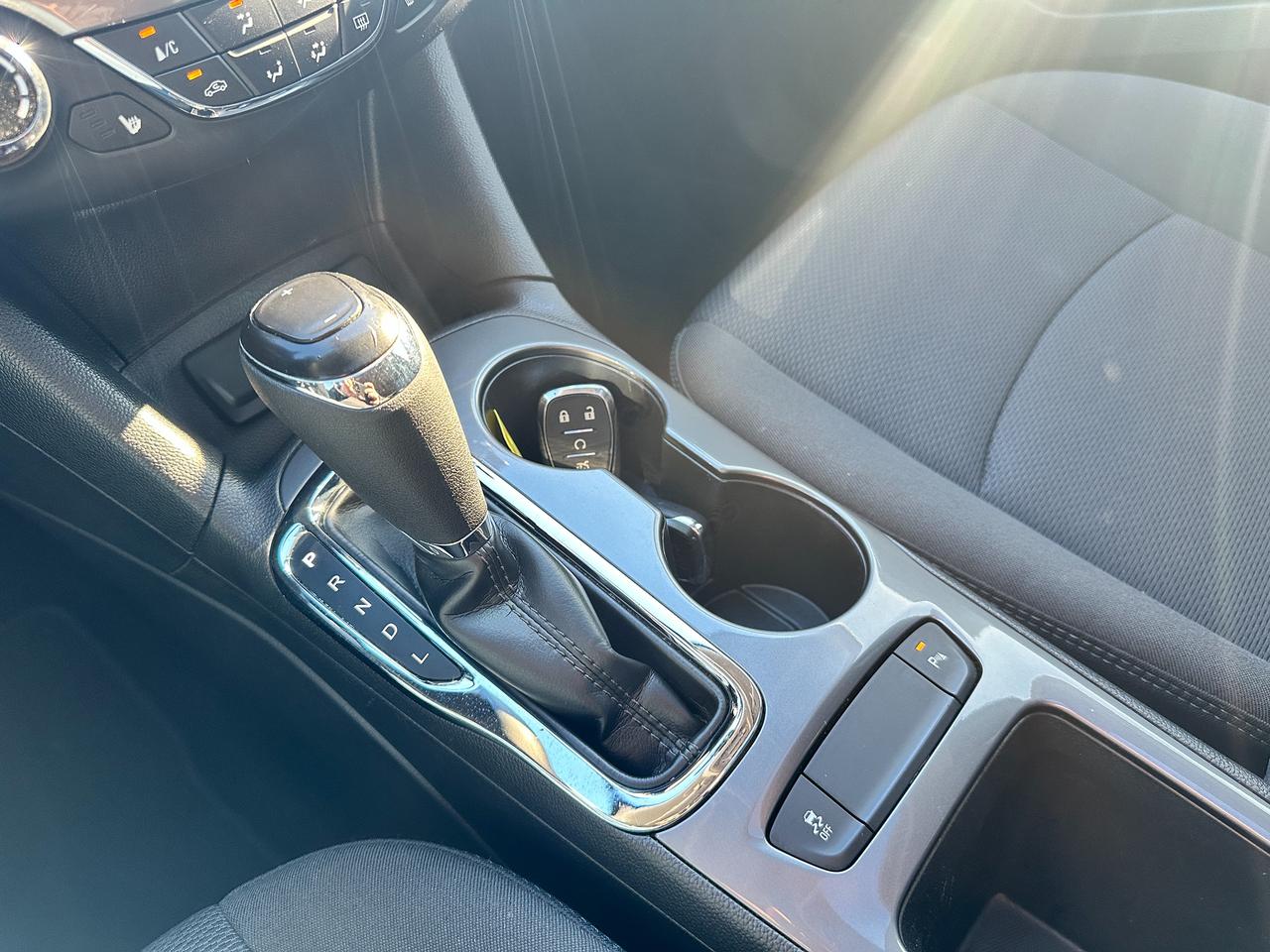 2018 Chevrolet Cruze LT Heated Cloth Sunroof BOSE XM BackupCam RemStart Photo