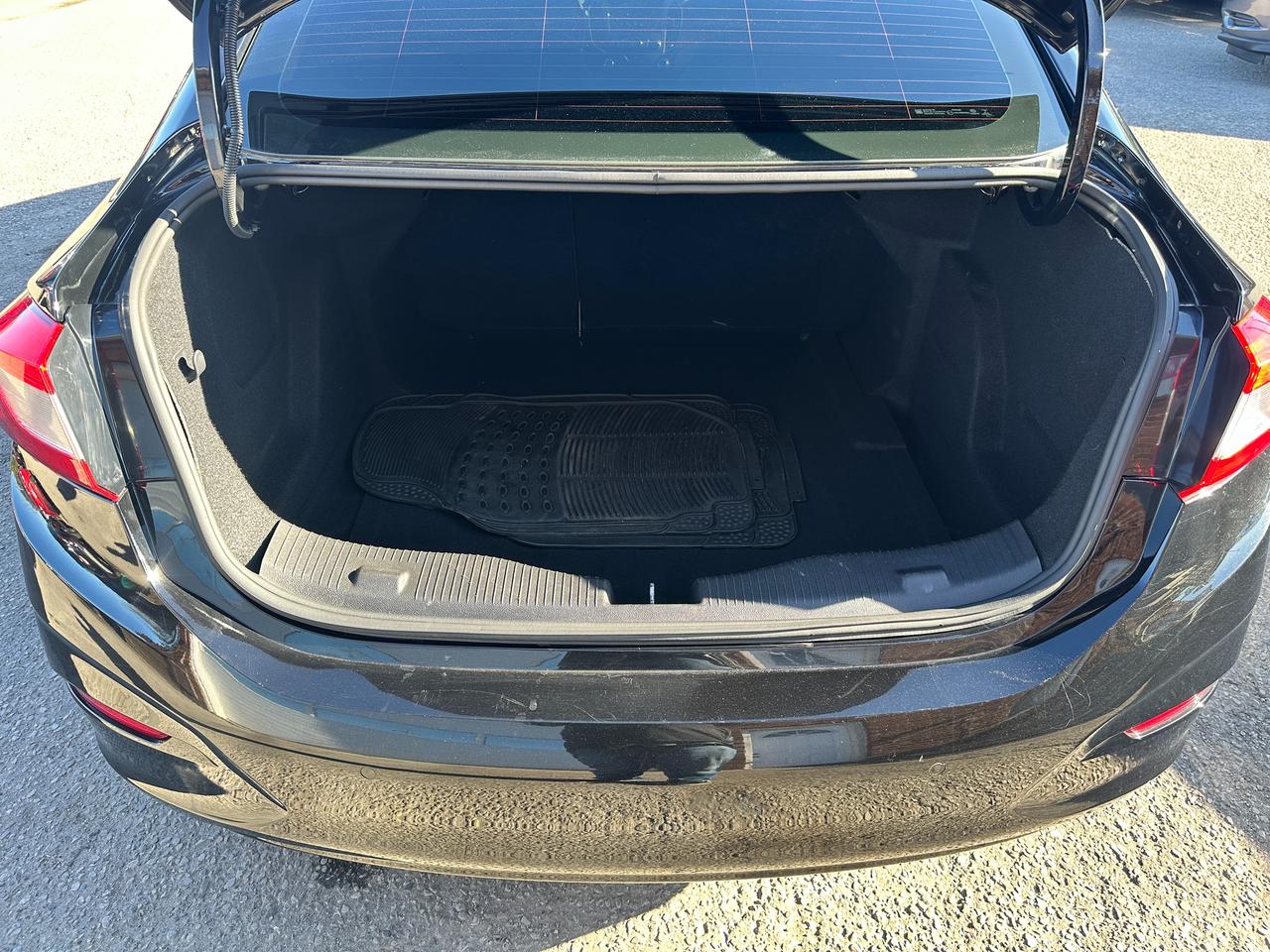 2018 Chevrolet Cruze LT Heated Cloth Sunroof BOSE XM BackupCam RemStart Photo