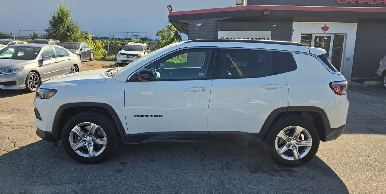 2024 Jeep Compass NORTH / 4X4 / HTD SEATS / PWR TAILGATE / NAV Photo1