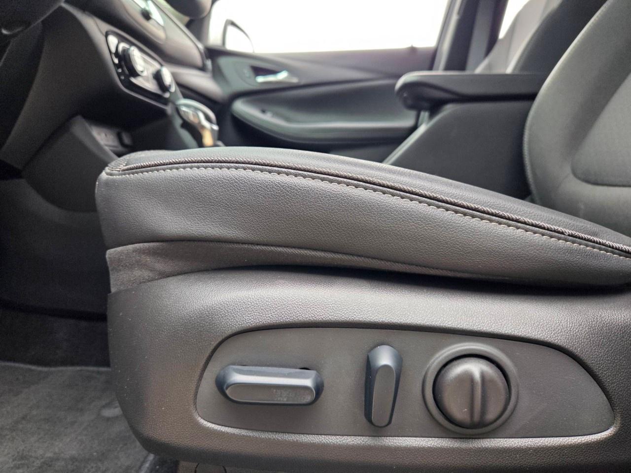 2023 Buick Encore GX Select AWD Photo