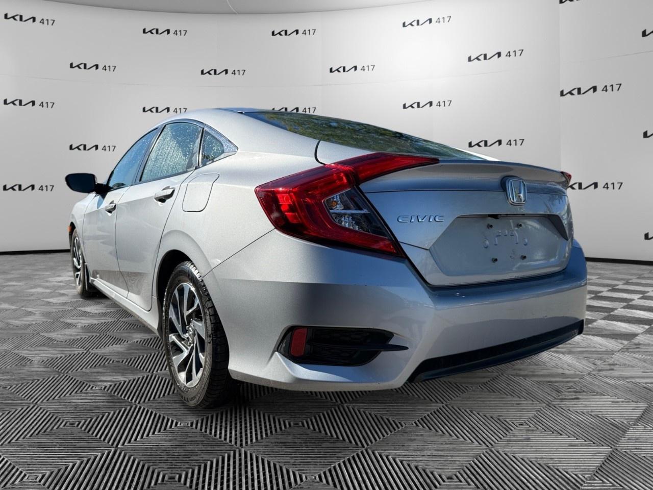2017 Honda Civic Sedan EX CVT Sedan Photo2