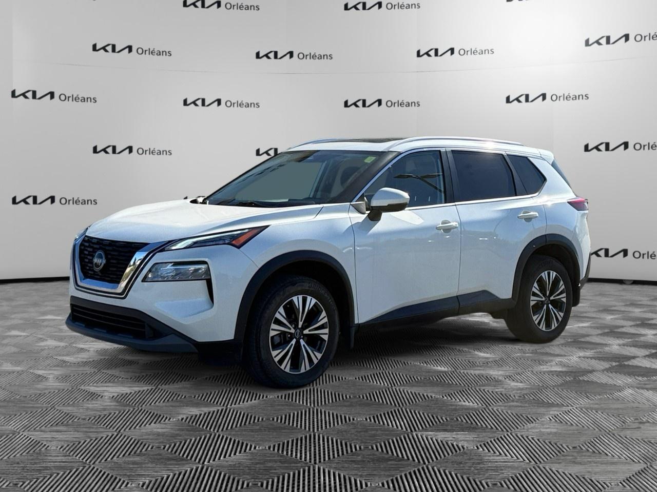 2023 Nissan Rogue AWD SV Moonroof Photo