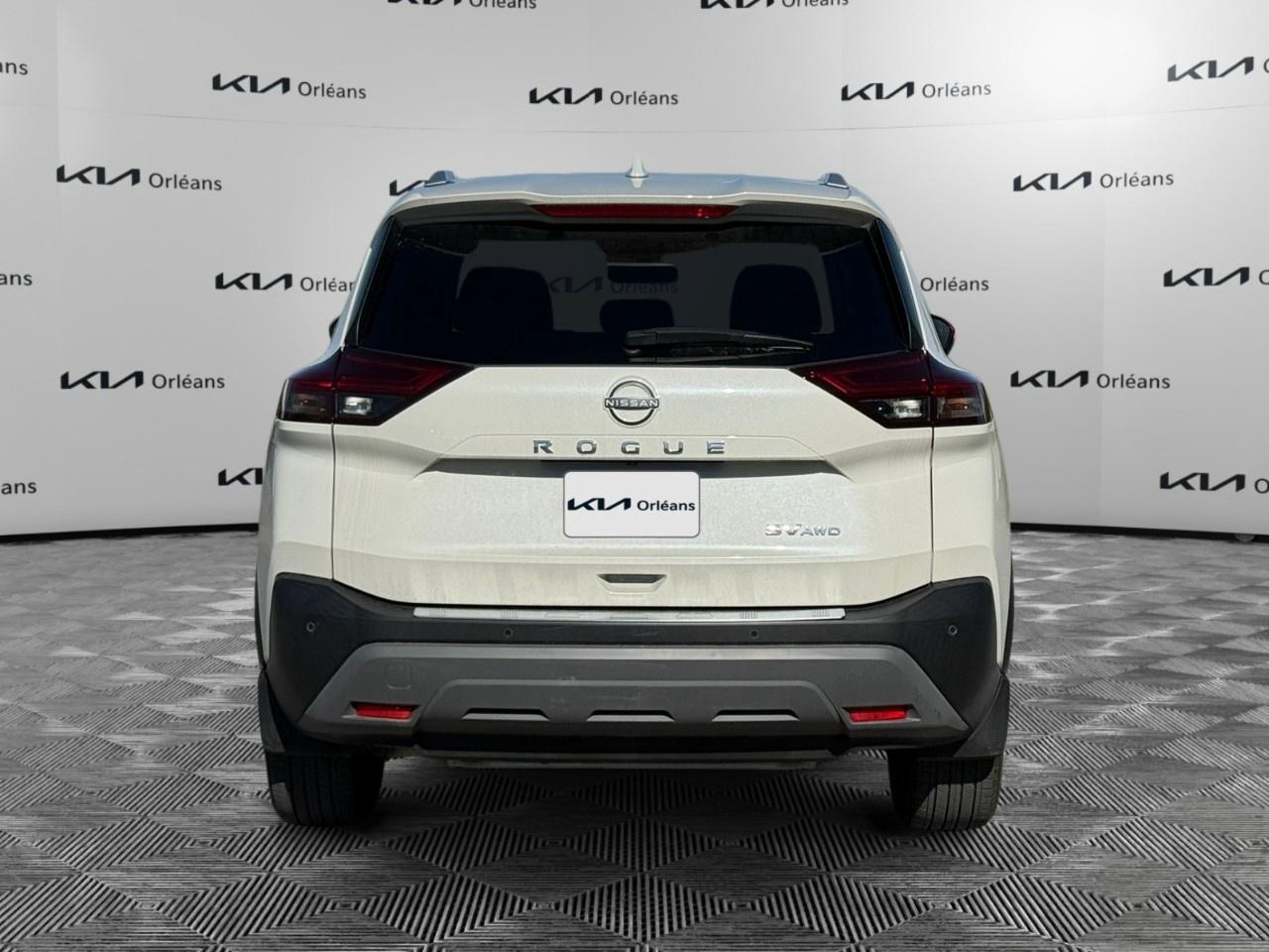 2023 Nissan Rogue AWD SV Moonroof Photo