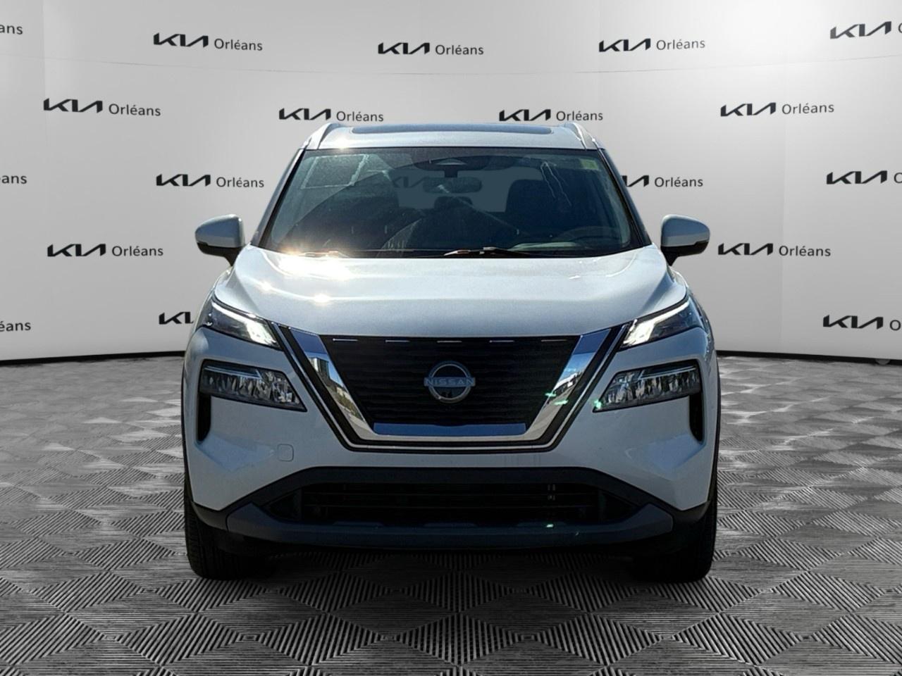 2023 Nissan Rogue AWD SV Moonroof Photo