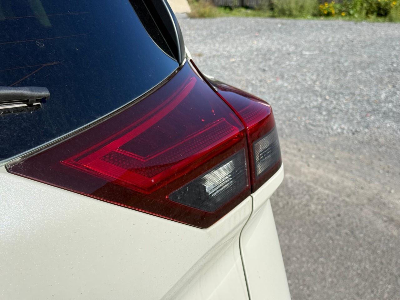 2023 Nissan Rogue AWD SV Moonroof Photo