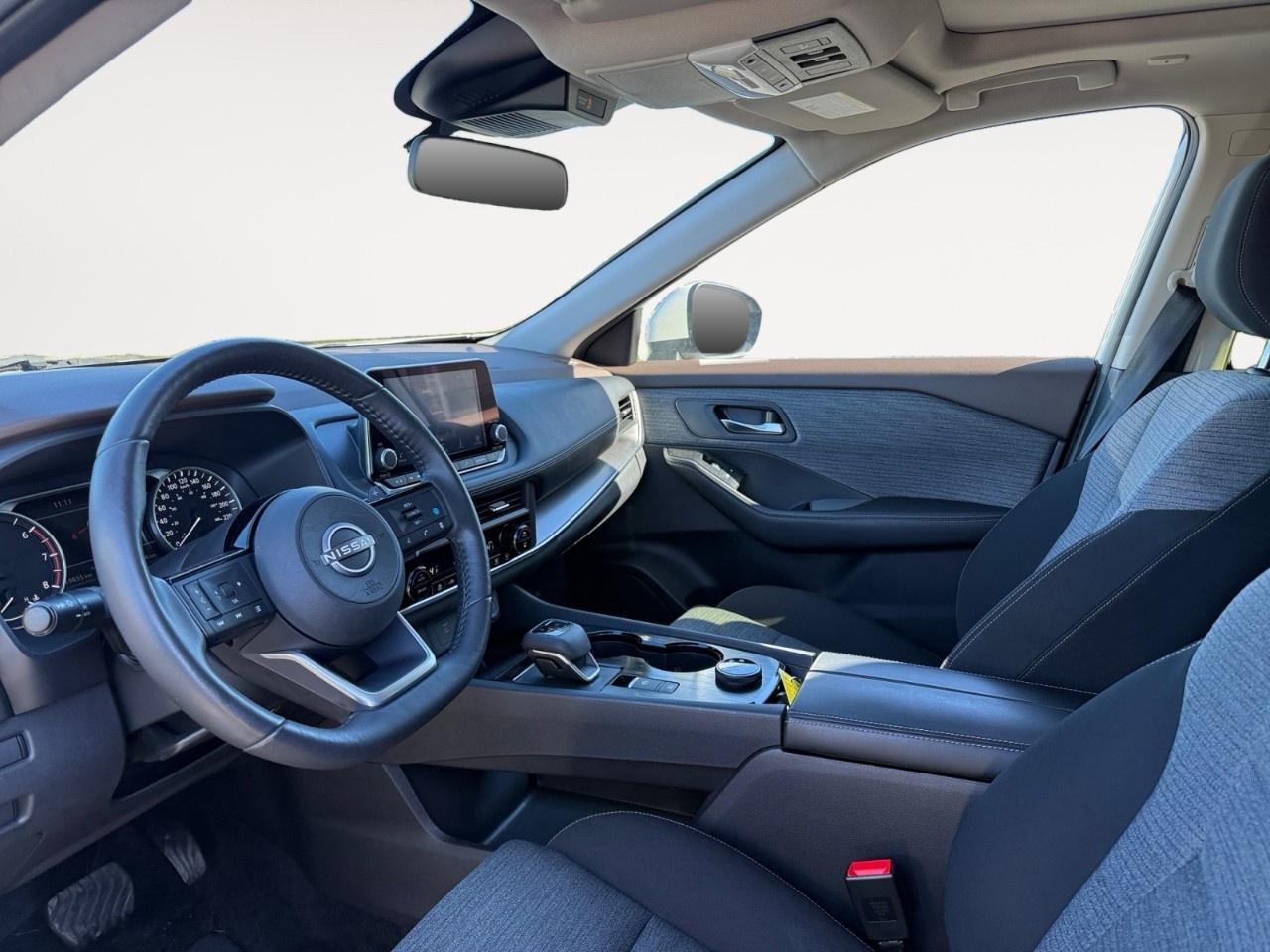 2023 Nissan Rogue AWD SV Moonroof Photo