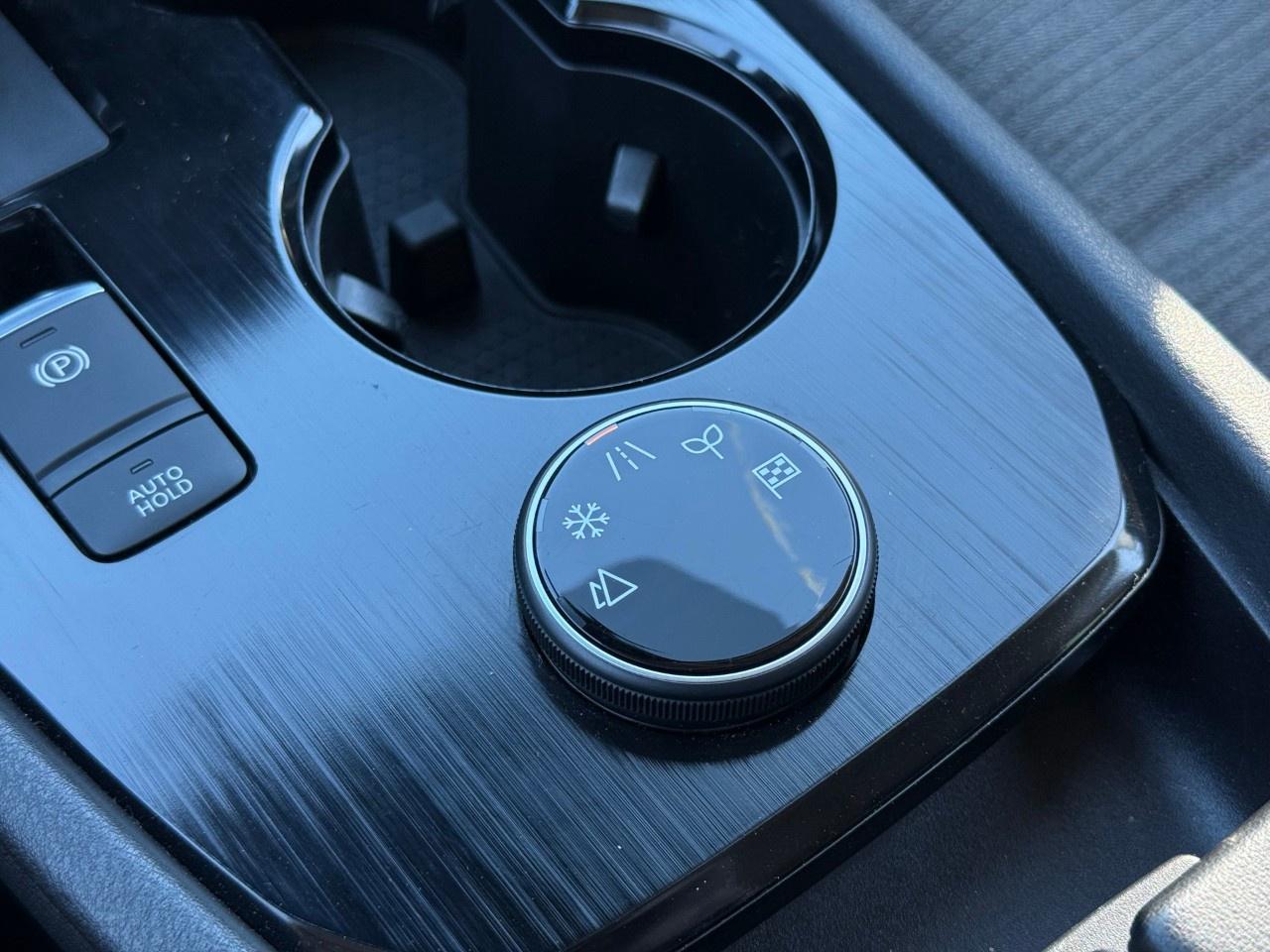 2023 Nissan Rogue AWD SV Moonroof Photo