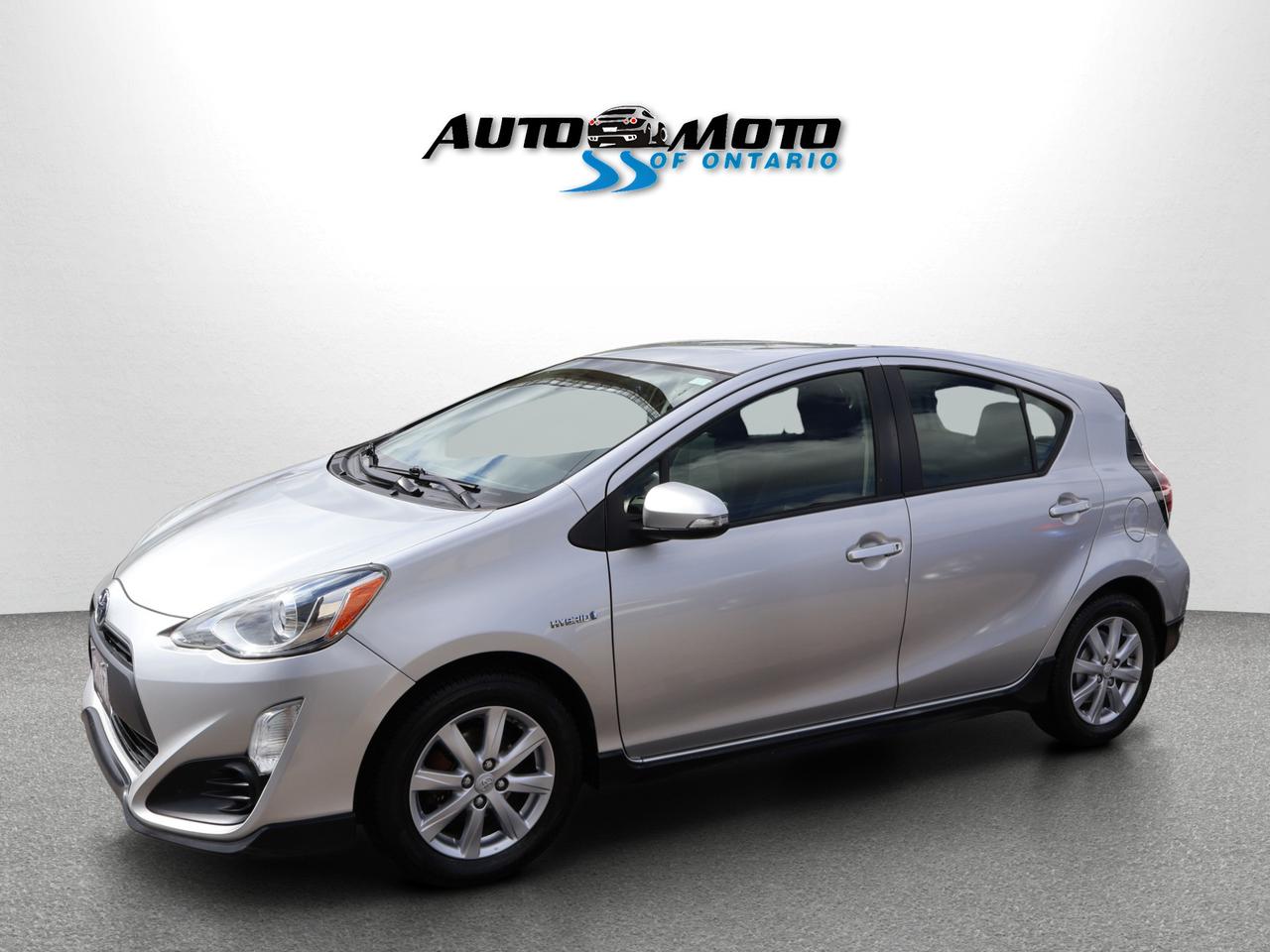 2017 Toyota Prius c HYBRID CERTIFIED CAMERA BLUETOOTH CRUISE ALLOYS Photo2