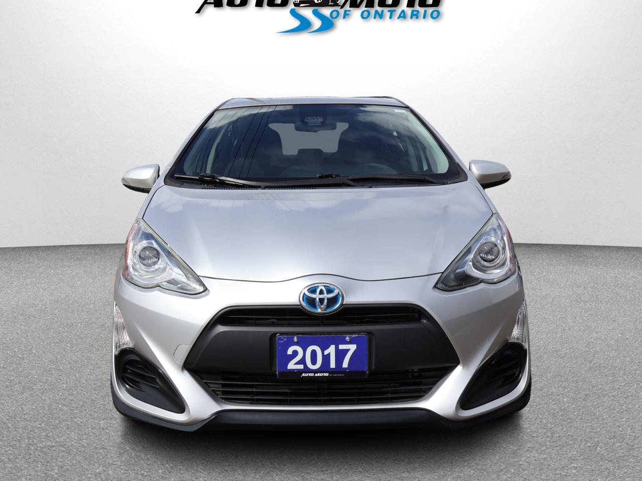 2017 Toyota Prius c HYBRID CERTIFIED CAMERA BLUETOOTH CRUISE ALLOYS Photo5